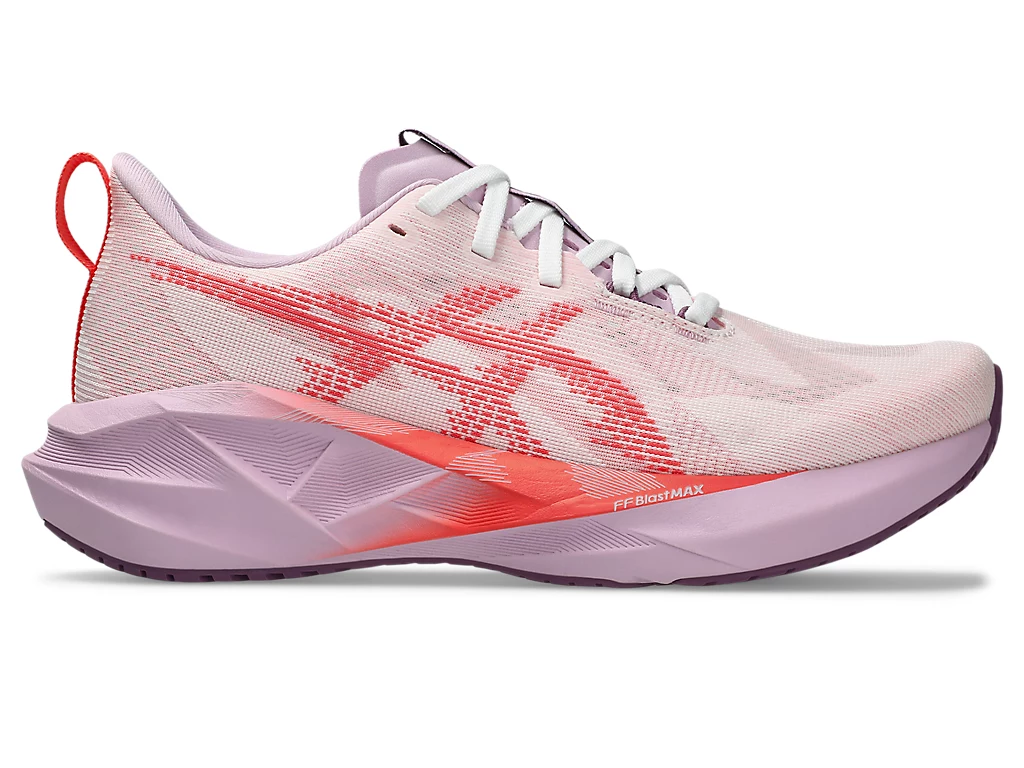 Womens Asics Novablast 5