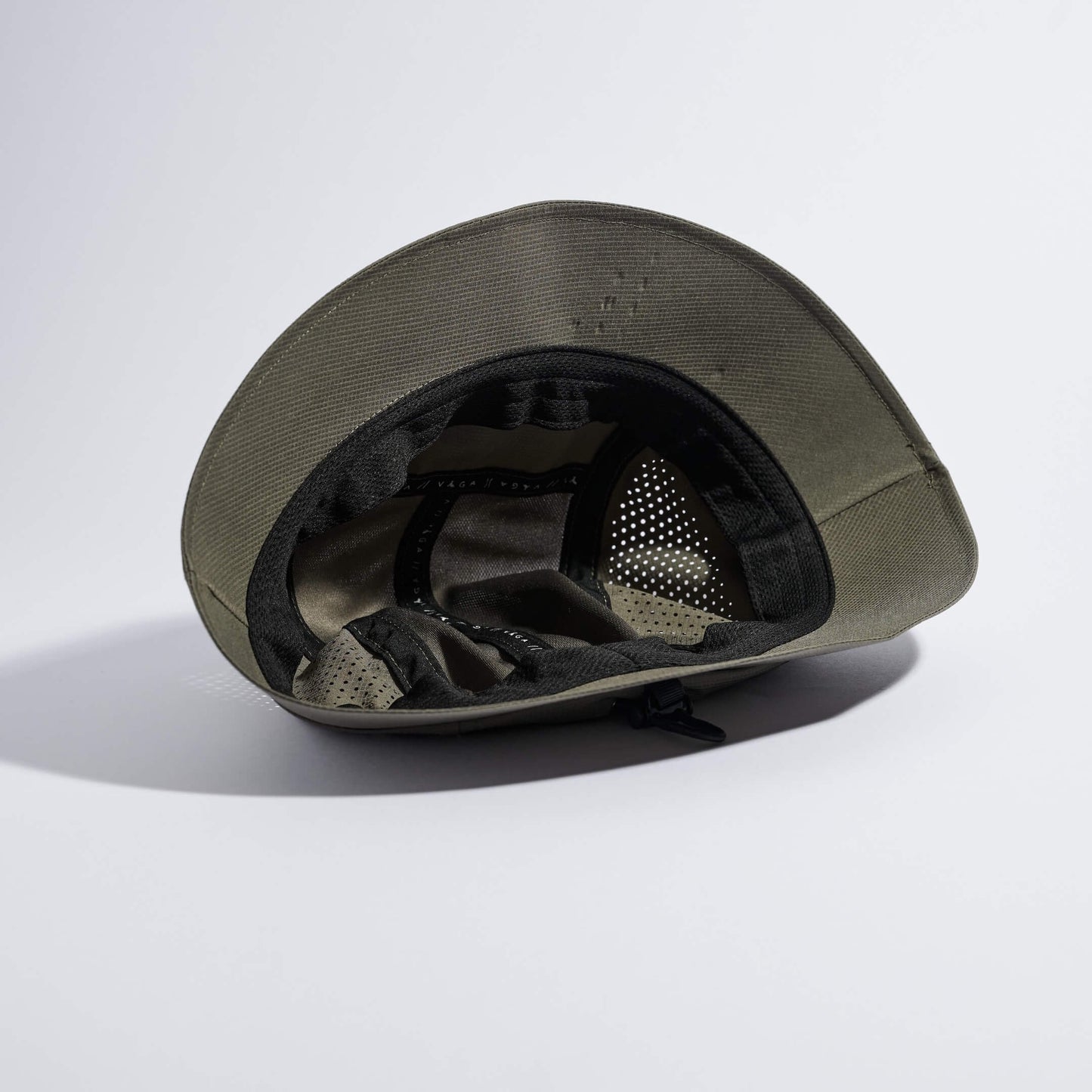 Unisex VAGA Feather Bucket Hat