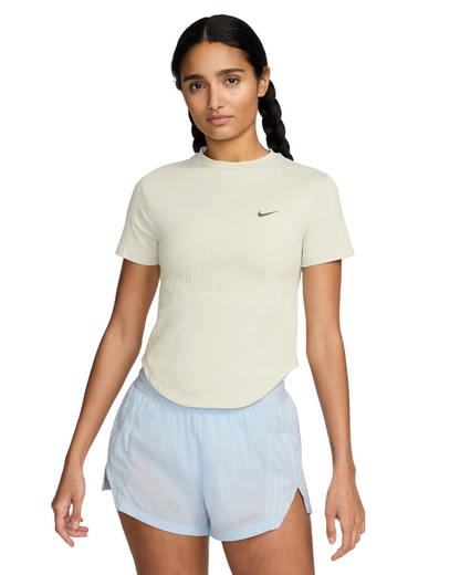 Womens Nike Run Dvn DFADV Eng SS Tp